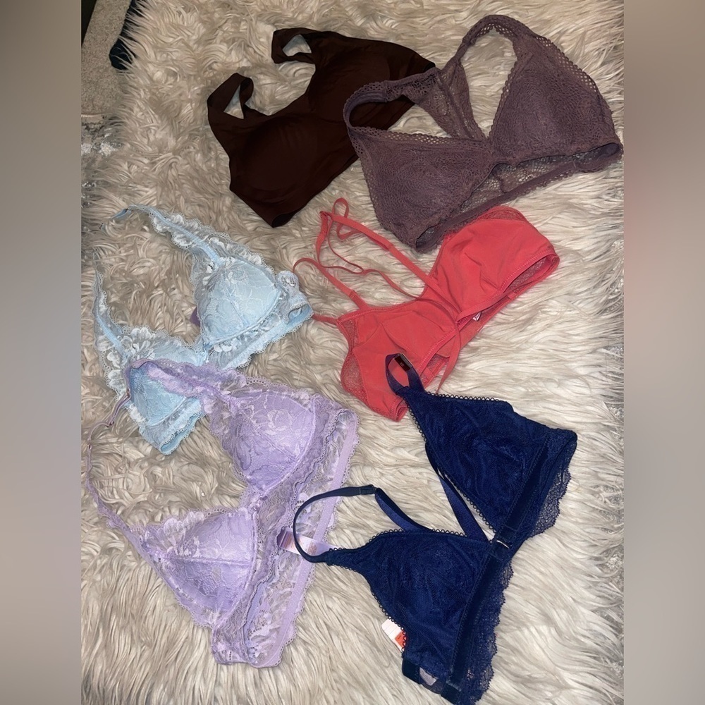 victoria secret / savage x fenty padded bralette bundle 6 plus one free bralette